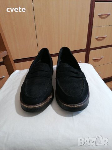 Дамски черни обувки леки подшити платформа