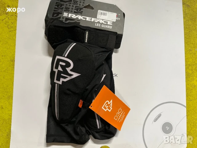 Наколенки  Race Face