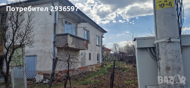 Продавам двуетажна къща. , снимка 2 - Къщи - 40216377