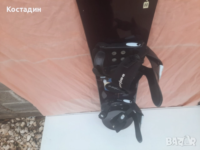 Сноуборд  B-square multix 145см.   с автомати , снимка 6 - Зимни спортове - 52461668