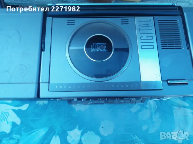 Радиокасетофон Philips D8878, снимка 4 - Радиокасетофони, транзистори - 49552499