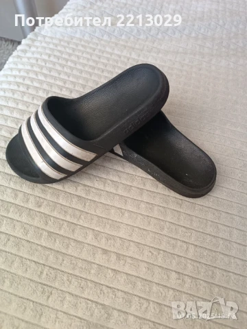 Детски чехли Adidas adilet , снимка 4 - Детски сандали и чехли - 50540785