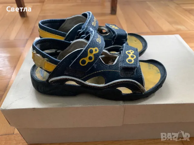 Сандали Timberland, номер 28, снимка 3 - Детски сандали и чехли - 47548626