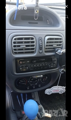 Продавам автомобил Renault Clio 1.2 , снимка 4 - Автомобили и джипове - 52821568