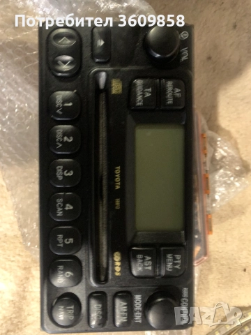 Радио за Тойота рав 4, снимка 3 - Части - 51506761