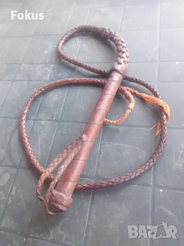 Камшик бич - камшика на Индиана Джоунс