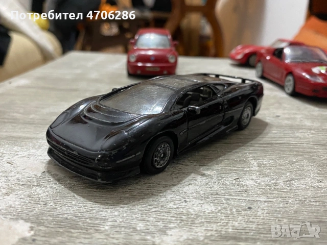 Метални колички 1:43Burago/Maisto , снимка 12 - Коли, камиони, мотори, писти - 53067121