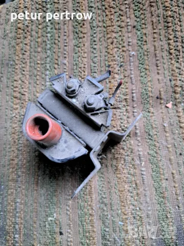 Бубина за мерцедес 190 124 бензин, снимка 2 - Части - 50305243