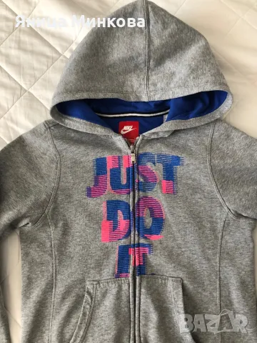 Детски суичър Nike, размер до 156 см, снимка 2 - Детски анцузи и суичери - 47375988