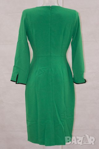 Зелена рокля с ефектни плохи Aldora - M, снимка 3 - Рокли - 43102096
