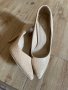 Бежови елегантни обувки на ток номер 39, снимка 1 - Дамски обувки на ток - 38218916