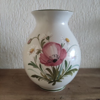 Порцеланова ваза, снимка 1 - Вази - 44872692