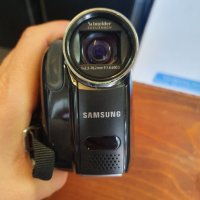 Видеокамера Samsung VP-DX100 С чантичка, книжка с упътване и зарядно. В отлично техническо и визуалн, снимка 14 - Камери - 36853190