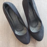 Велурени обувки на ток, снимка 5 - Дамски обувки на ток - 44061611