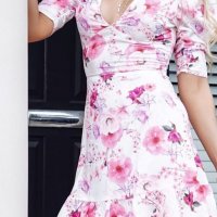 Дамска рокля на цветя с V-деколте и ефектен ръкав, снимка 4 - Рокли - 37779391