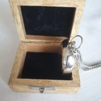 Бронзов компас с никелово покритие в дървена кутия , снимка 3 - Подаръци за жени - 43060728