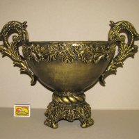 Декоративна барокова ваза купа с дръжки, полирезин имитация на бронз, отлична, снимка 2 - Декорация за дома - 44099312