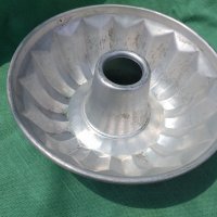Стара алуминиева форма за кекс БДС, снимка 5 - Съдове за готвене - 33071948