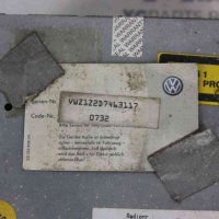  Радио CD за Volkswagen Golf 5 (2003-2009), снимка 2 - Части - 43163957