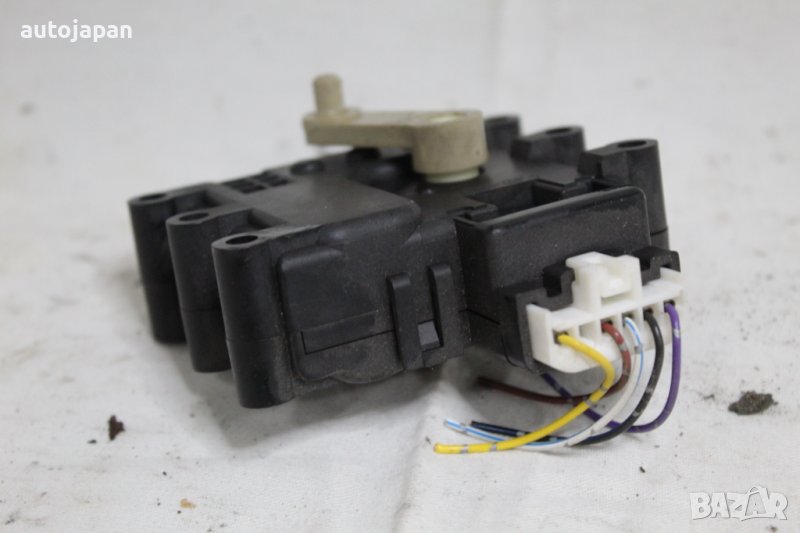 Моторче клапи парно Мазда 5 2.0 146кс 05г Mazda 5 2.0 146hp 2005, снимка 1