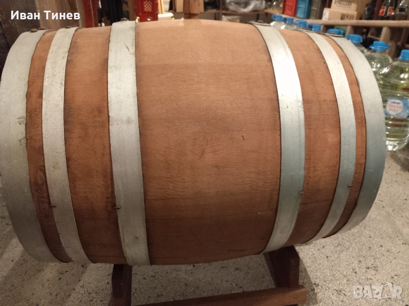 Дъбова бъчва 100 литра със стойка и канелка., снимка 1