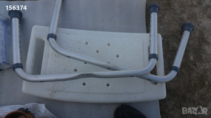 Стол със регулиране на височината за къпане на стари хора., снимка 1