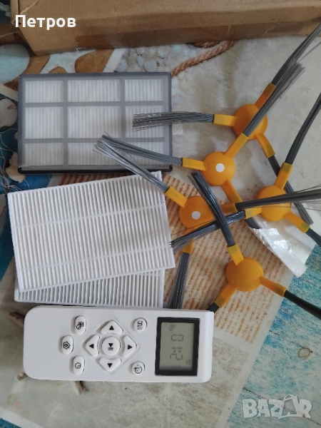  Резервни части комплект за робот-прахосмукачка - странични четки + филтри + дистанционно , снимка 1