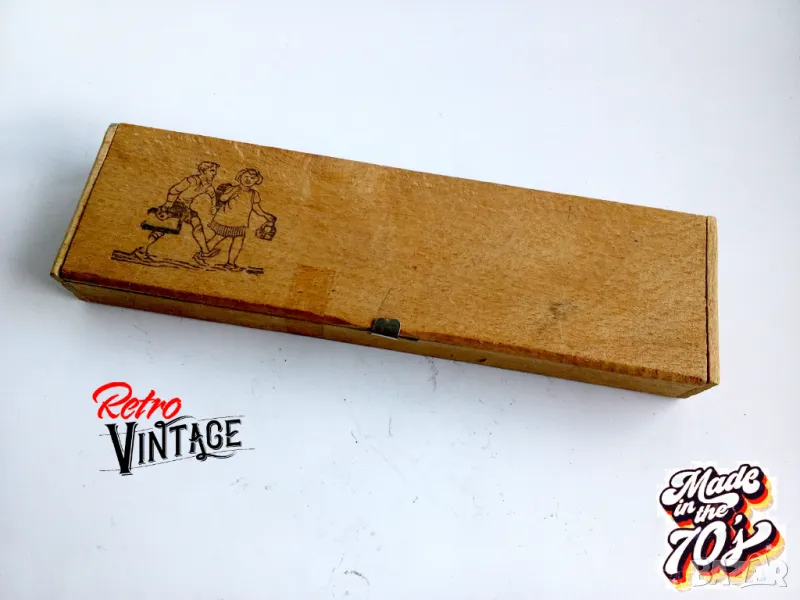 стара ученическа кутия със химикалки, снимка 1