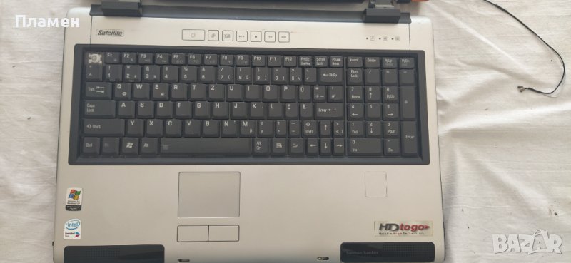 Лаптоп Toshiba P100 на части, снимка 1