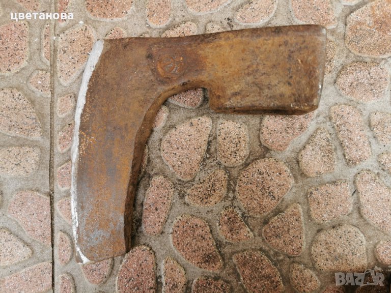 Стара брадва, снимка 1