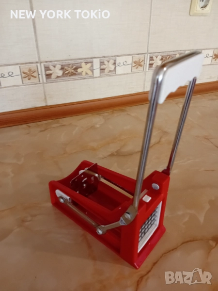 УРЕД ЗА РЯЗАНЕ НА КАРТОФИ , снимка 1