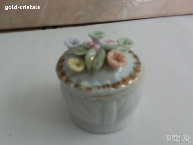 порцеланова кутийка, снимка 1