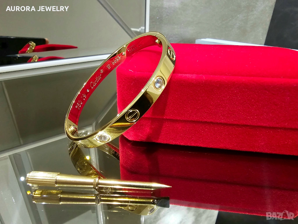 CARTIER Love Gold 4 Diamonds Гривна с Отверка, снимка 1