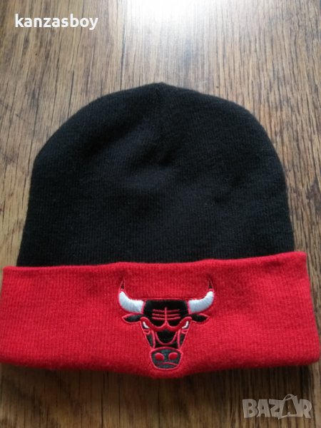 mitchell and ness chicago bulls winter cap - страхотна зимна шапка КАТО НОВА , снимка 1