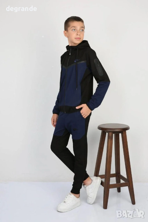 Спортен Комплект за Момче Nike Tech  6  8  9  10 16 г г., снимка 1