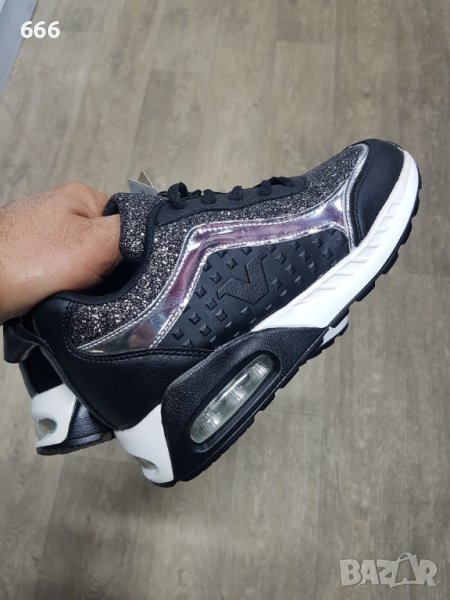 Маратонки, снимка 1