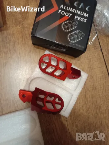 Стойки за крака за мотоциклет CRF150F и CRF230F от 2003 до 2019 Червени НОВИ, снимка 6 - Части - 47684106