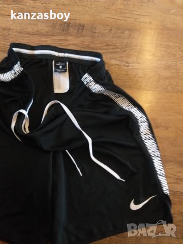 Nike Football shorts - мъжки футболни шорти С, снимка 2 - Спортни дрехи, екипи - 44052307