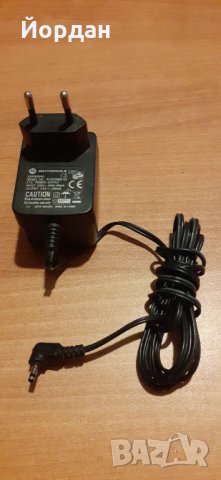 Адаптер Моторола 230 v 50 hz 40 mA output.3.6 v~600mA