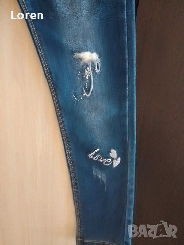 Ново!Детски дънки с пухчета по крачолите , снимка 8 - Детски панталони и дънки - 52521351