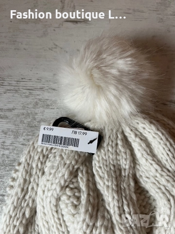 H&M Нова Бяла плетена шапка с пухен помпон 85% акрил 15% вълна ❤️, снимка 2 - Шапки - 52859535