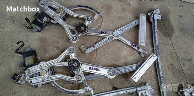 Машинки ел.стъкла за Мерцедес 124 предни , снимка 2 - Части - 43799169