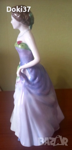 Порцеланова кукла ROYAL DOULTON , снимка 5 - Антикварни и старинни предмети - 52910249