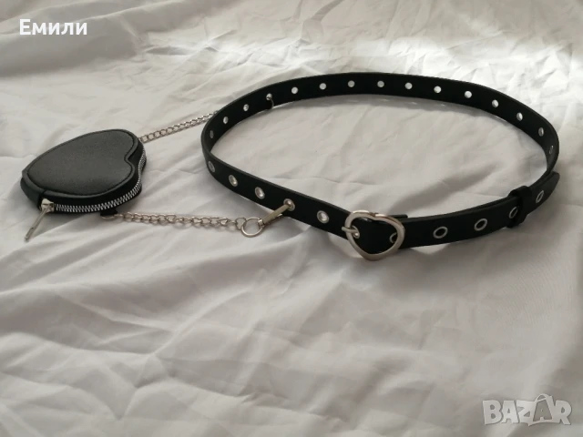 Комплект дамски кожен колан и чантичка сърце , снимка 11 - Колани - 51075547