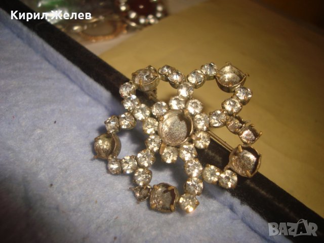 СТАРА ФЛОРАЛНА КОЛЕКЦИОНЕРСКА РЕТРО БРОШКА БРОНЗОВА ПОСРЕБРЕНА с ФАСЕТИРАНИ БОХЕМСКИ КРИСТАЛИ 29034, снимка 5 - Антикварни и старинни предмети - 37722557