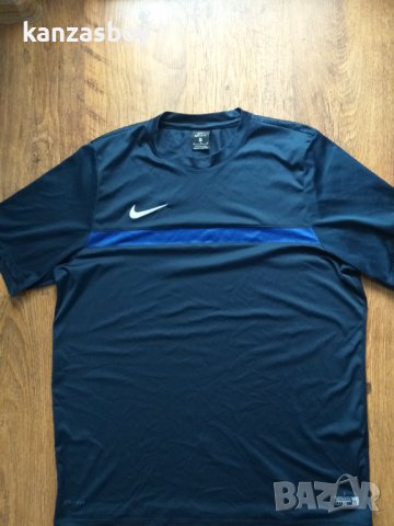nike dri fit - страхотна мъжка тениска КАТО НОВА , снимка 6 - Тениски - 40518238