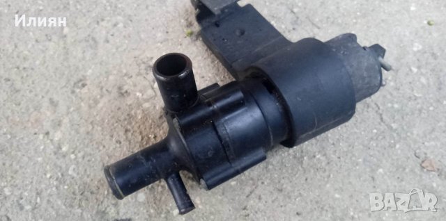 Клапан за парното на Мерцедес 124 