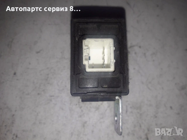 Контролен блок на имобилайзера за KIA Carnival 2.9 CRDi (2004) OK54B677B0, снимка 2 - Части - 53121718