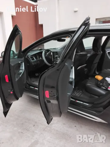 VOLVO V60 D4  Cross Country 4x4, снимка 4 - Автомобили и джипове - 48932300
