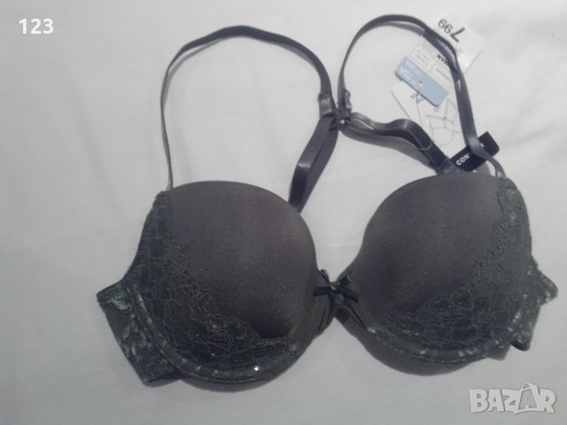 Сутиен с интересно закопчаване